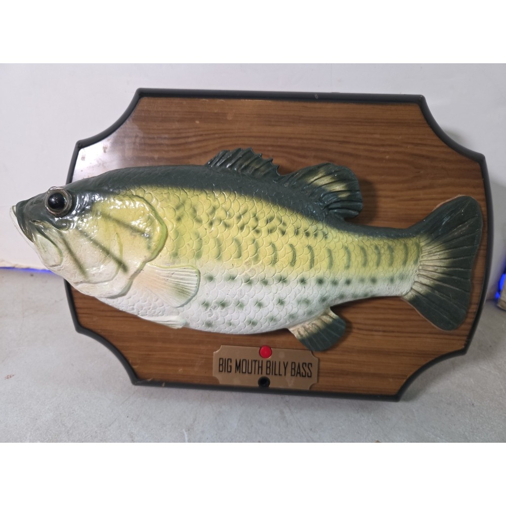 Vintage Gemmy 1999 Big Mouth Billy Bass Singing Fish Works With Issues FOR PARTS
